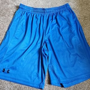 Under Armour athletic shorts sz Large -color Blue w/geometric pattern